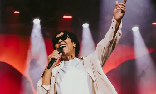 
				
					Djavan reunirá hits de sucessos durante show da nova turnê na Bahia
				
				