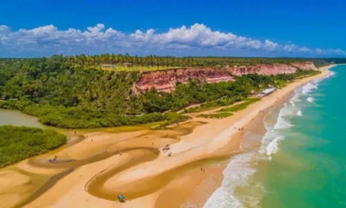 
				
					Do Porto a Barra Grande: veja praias mais badaladas no verão da Bahia
				
				