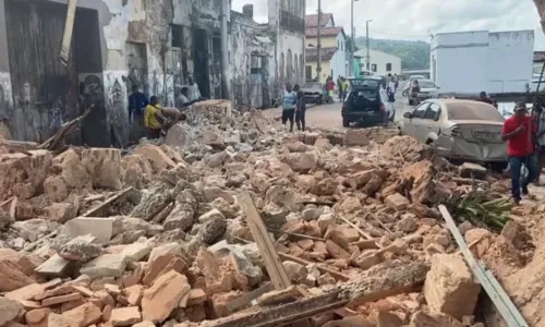 
				
					Dono do casarão histórico que desabou na BA já tinha sido multado
				
				