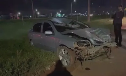 
				
					Duas mulheres morrem após acidente entre carro e moto na BR-242
				
				