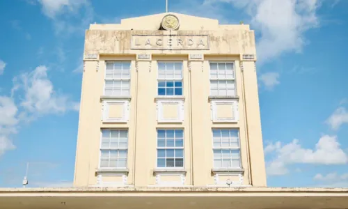 
				
					Elevador Lacerda ganha novo horário a partir de segunda (18)
				
				