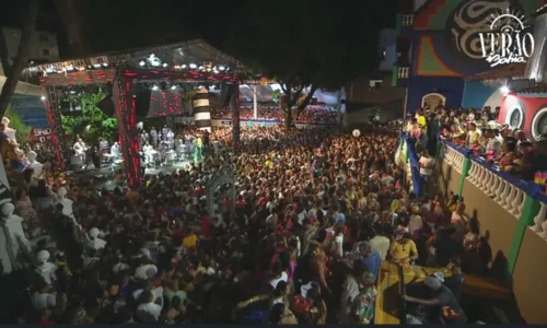 
				
					'Ensaio da Timbalada': veja galeria de fotos do show em Salvador
				
				