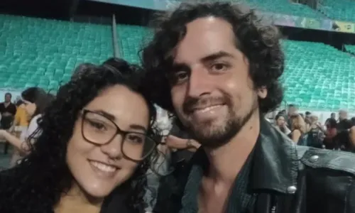 
				
					Esposa de candidato ao Governo da Bahia morre aos 29 anos
				
				