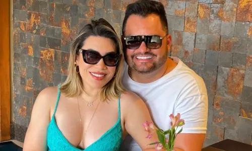 
				
					Ex-marido de Naiara Azevedo é indiciado por lesão corporal
				
				