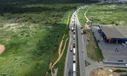 
				
					Expansão da rede elétrica interdita BR-324; veja dias e horários
				
				