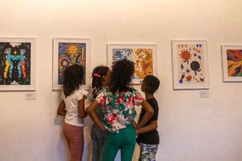 
				
					Exposição 'Encontro do Sol com a Lua' fica em cartaz até domingo (3)
				
				