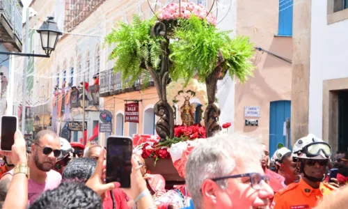 
				
					FOTOS: festa de Santa Bárbara reúne devotos no Centro Histórico
				
				