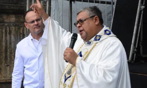 
				
					FOTOS: fiéis se reúnem para celebrar Nossa Senhora da Conceição
				
				