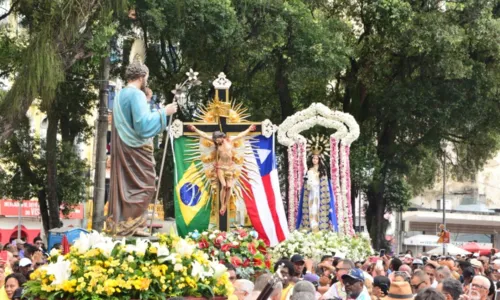 
				
					FOTOS: fiéis se reúnem para celebrar Nossa Senhora da Conceição
				
				