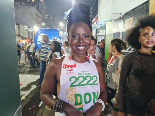 
				
					FOTOS: veja famosos que curtem o Carnaval de Salvador 2024
				
				