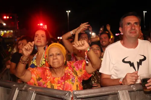 
				
					Festival de Verão: veja galeria de fotos deste sábado (27)
				
				