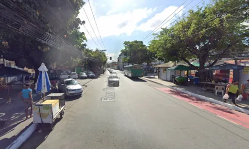 
				
					Fim de linha de Pernambués fica sem ônibus após incêndio
				
				