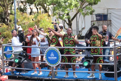 
				
					Fotos: Olodum desfila no Campo Grande nesta terça (12)
				
				