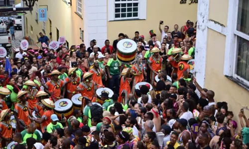 
				
					Fotos: veja como foi abertura do Carnaval com desfile do Olodum
				
				