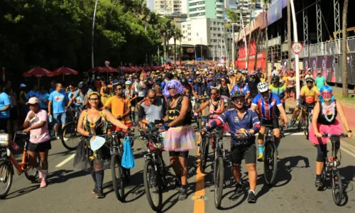 
				
					Fuzuê 2024: confira as imagens da festa no Circuito Orlando Tapajós
				
				