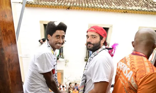 
				
					Galeria: famosos curtem 2º dia de Carnaval em Salvador
				
				