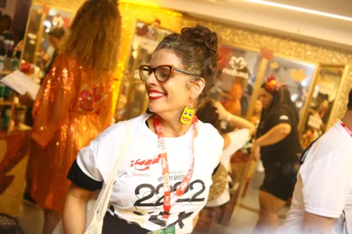
				
					Galeria: famosos curtem 2º dia de Carnaval em Salvador
				
				