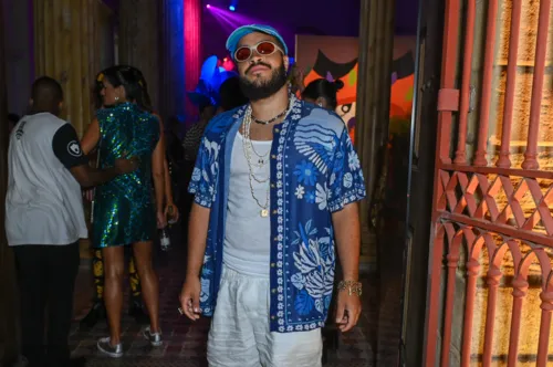 
				
					Galeria: famosos participam do “Baile da Arara” no Rio de Janeiro
				
				