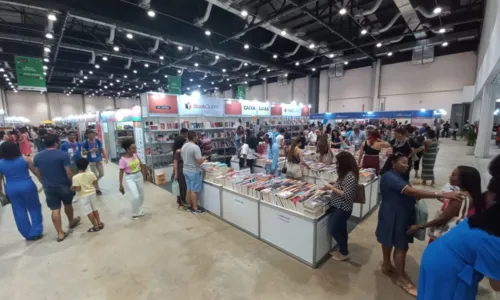 
				
					Galeria: veja fotos do 5º dia da Bienal do Livro Bahia 2024
				
				