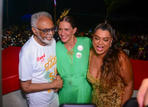 
				
					Gil, Margareth Menezes e Chico César celebram cultura na Barra
				
				