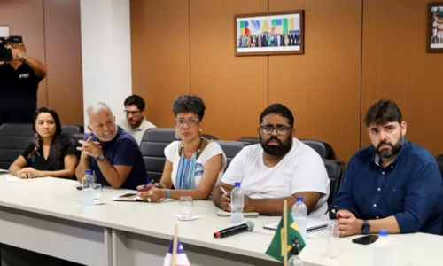 
				
					Governador da BA realiza reunião extraordinária sobre conflito agrário
				
				