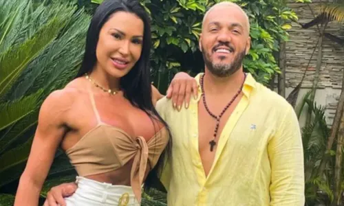 
				
					Fora do BBB 25, Gracyanne expõe paixão por Belo e se declara: 'Real'
				
				
