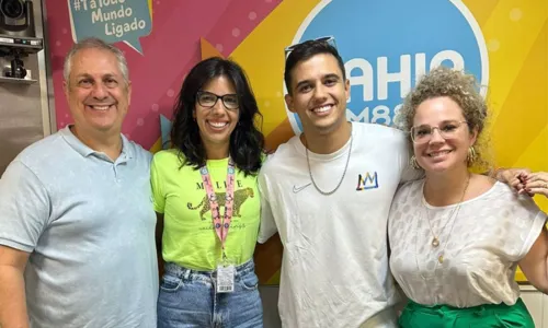 
				
					Guga Meyra estreia na banda Duas Medidas no Carnaval 2024
				
				