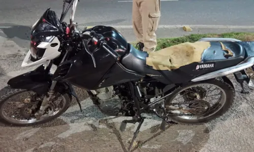 
				
					Homem é preso com motocicleta roubada na BA-528
				
				