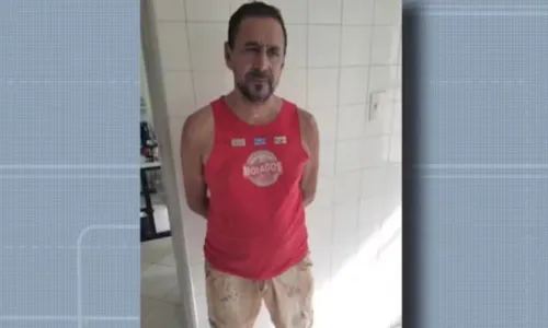 
				
					Homem é preso suspeito de tentar matar a companheira na Bahia
				
				