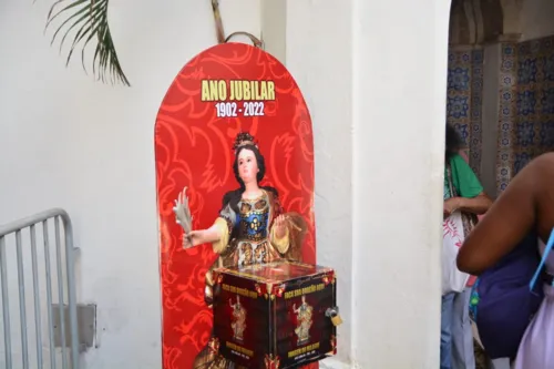 
				
					Homenagem a Santa Luzia: veja fotos da celebração em Salvador
				
				