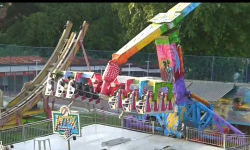 
				
					Irmãos ficam feridos após brinquedo despencar em parque de Salvador
				
				