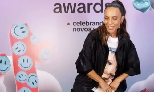 
				
					Ivete Sangalo mostra coreografia de nova aposta para Carnaval; VÍDEO
				
				