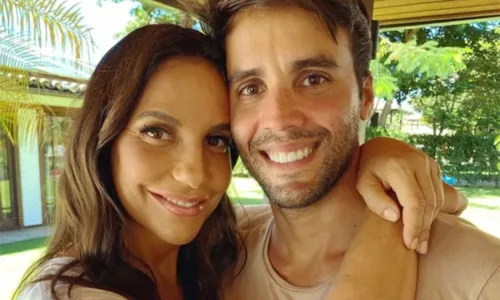 
				
					Ivete Sangalo relembra ataques após brincadeira com marido em show
				
				