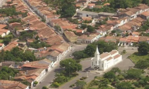 
				
					Jovem morre após se afogar em açude no interior da Bahia
				
				