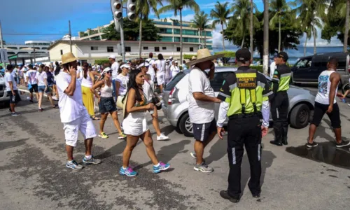 
				
					Lavagem do Bonfim altera trânsito na Cidade Baixa; veja mudanças
				
				