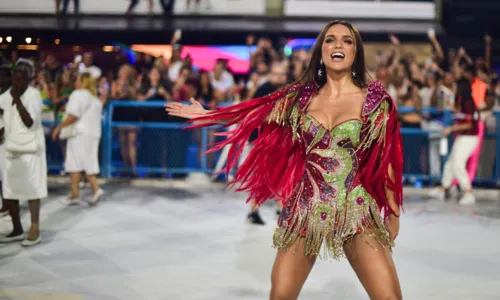 
				
					Lore, Rafa Kalimann e mais famosas quebram tudo em ensaio de Carnaval
				
				