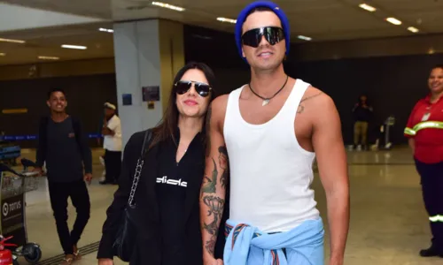 
				
					Luan Santana e Jade aparecem de mãos dadas após reatarem namoro; FOTOS
				
				