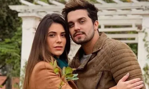 
				
					Luan Santana planeja casamento com Jade Magalhães; saiba detalhes
				
				