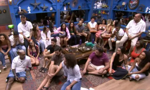 
				
					Maycon, Giovanna e Yasmin formam 1º paredão do BBB 24; veja como foi
				
				