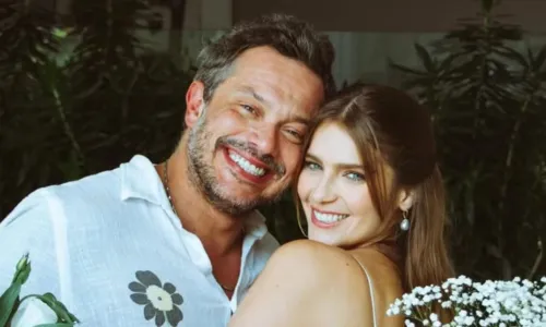 
				
					Milionário, marido da atriz Isabella Santoni já foi casado com baiana
				
				