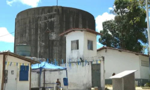 
				
					Moradores de Castelo Branco estão sem água há cinco dias; entenda
				
				