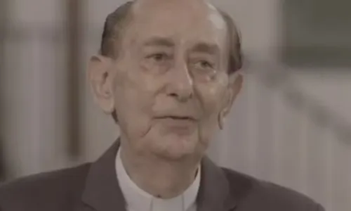 
				
					Morre José Santa Cruz, ator e dublador de Magneto, aos 95 anos
				
				