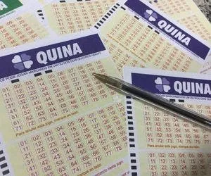 
				
					Ninguém acerta números da Quina e prêmio vai para R$ 1,2 milhão
				
				