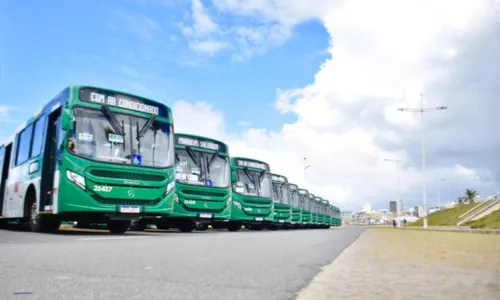 
				
					Ônibus de Salvador sairão com atraso das garagens na quinta-feira (25)
				
				