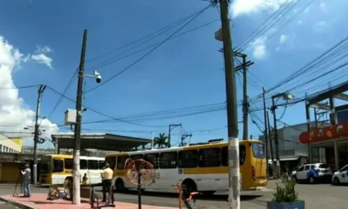 
				
					Ônibus voltam a circular no fim de linha de Fazenda Coutos
				
				