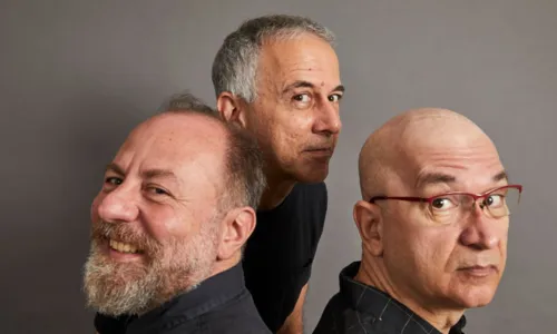 
				
					Os Paralamas do Sucesso apresentam turnê comemorativa em Salvador
				
				