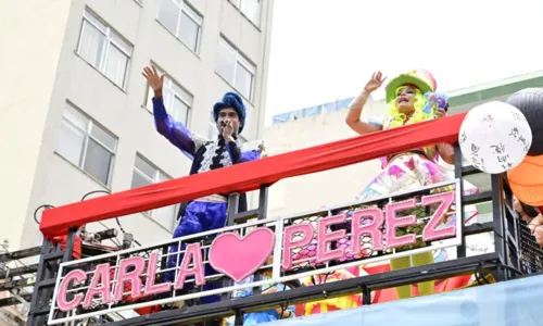 
				
					'Pipoca Doce': veja fotos do desfile comandado por Carla Perez
				
				