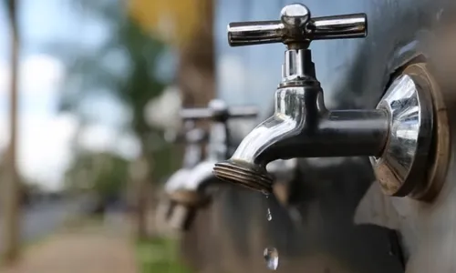 
				
					Por que falta tanta água durante o verão em municípios da Bahia?
				
				