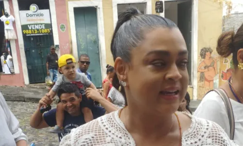 
				
					Preta Gil celebra missa com familiares e amigos em Salvador; FOTOS
				
				