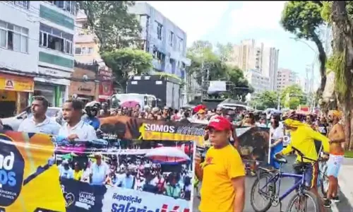 
				
					Protesto no centro de Salvador causa congestionamento nesta terça (12)
				
				